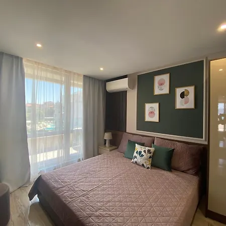 Paradiso 'в' 607 Large Luxury Apartment *