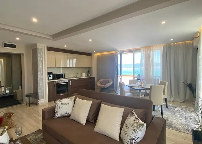 Paradiso 'в' 607 Large Luxury * Nesebar