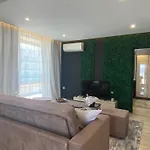 Paradiso 'в' 607 Large Luxury נסבר